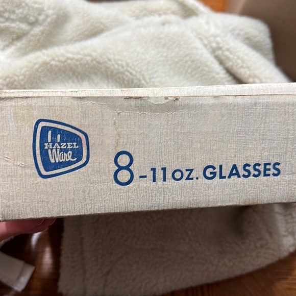 Hazel-ware Atlas  Vintage gold rim glasses set of 8 - 11 oz original box - Picture 3 of 6